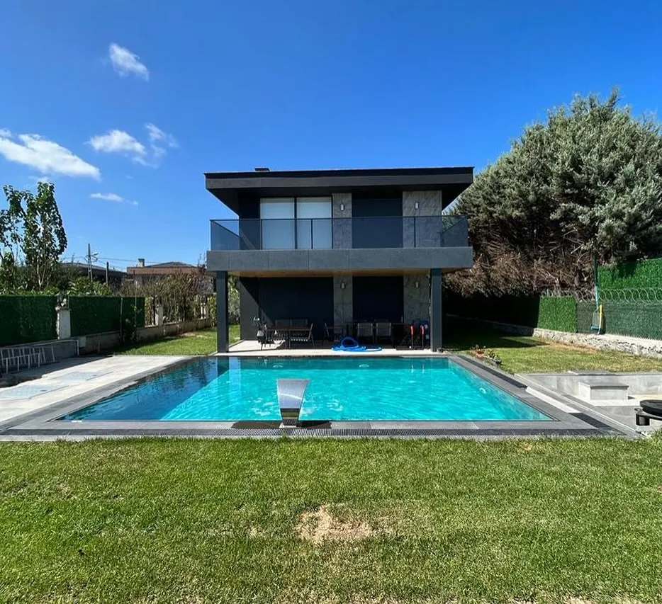 Ahmetli Havuzlu Villa, Ahmetli, Şile – tamamlanan villa ve havuz (fotoğraf)